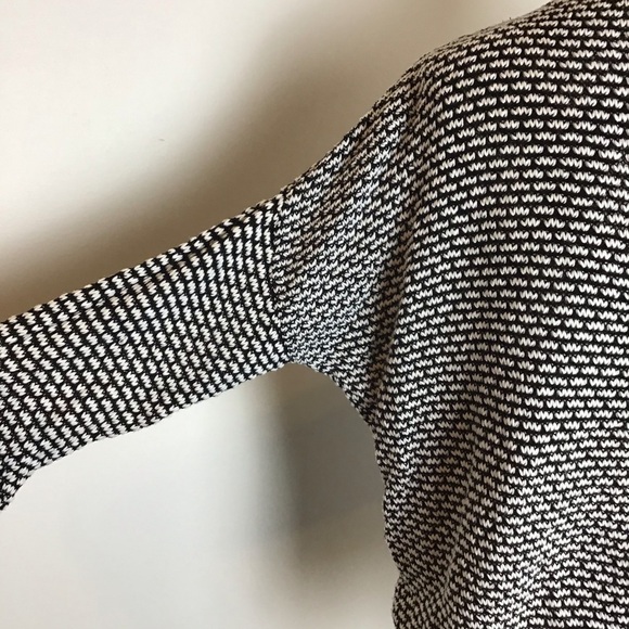 Trouve from Nordstrom Black & White Sweater Medium - Picture 5 of 8